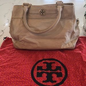 Tory Burch cream colored handbag!